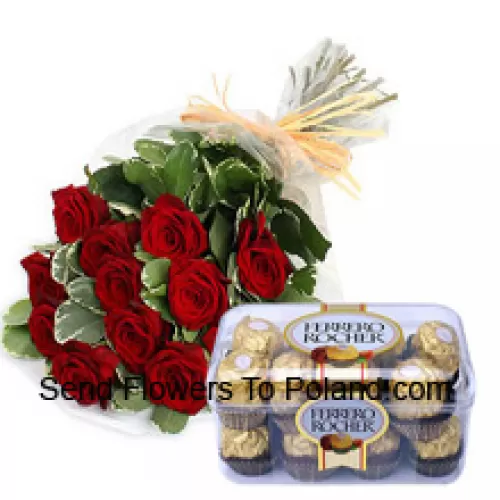 Nippu 11 punaista ruusua sesonkikukkien kera sekä 16 kpl Ferrero Rochers -suklaata